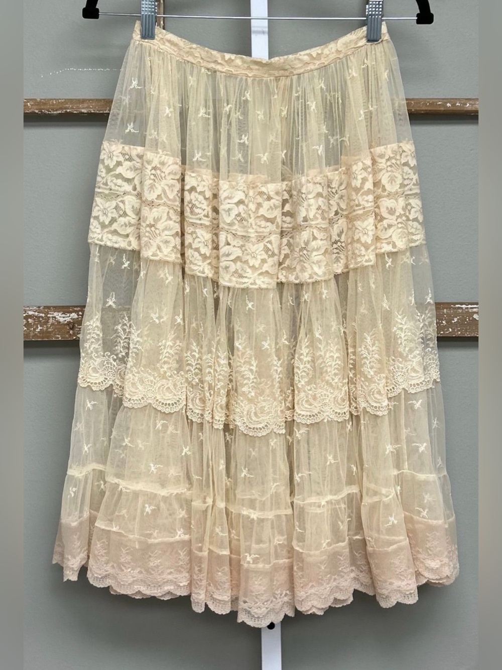 Vintage Boho Fairycore Lace Mesh Tiered Midi Skirt Cream Ivory Sheer Romantic S - Picture 3 of 7